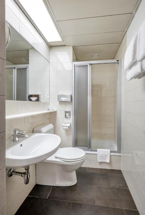 Small Double Room Queen,1309099516:JPEG